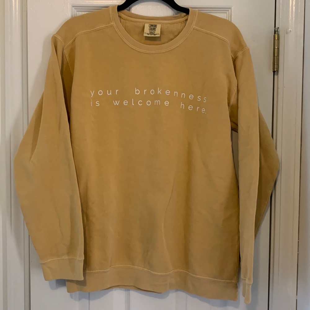 Comfort colors sweatshirt